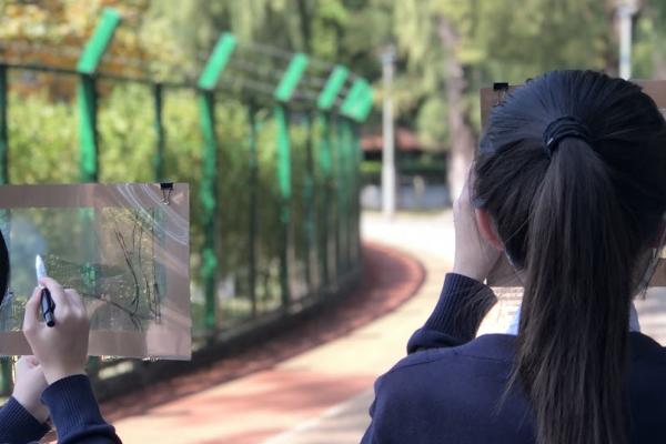 高中視藝課堂戶外寫生
